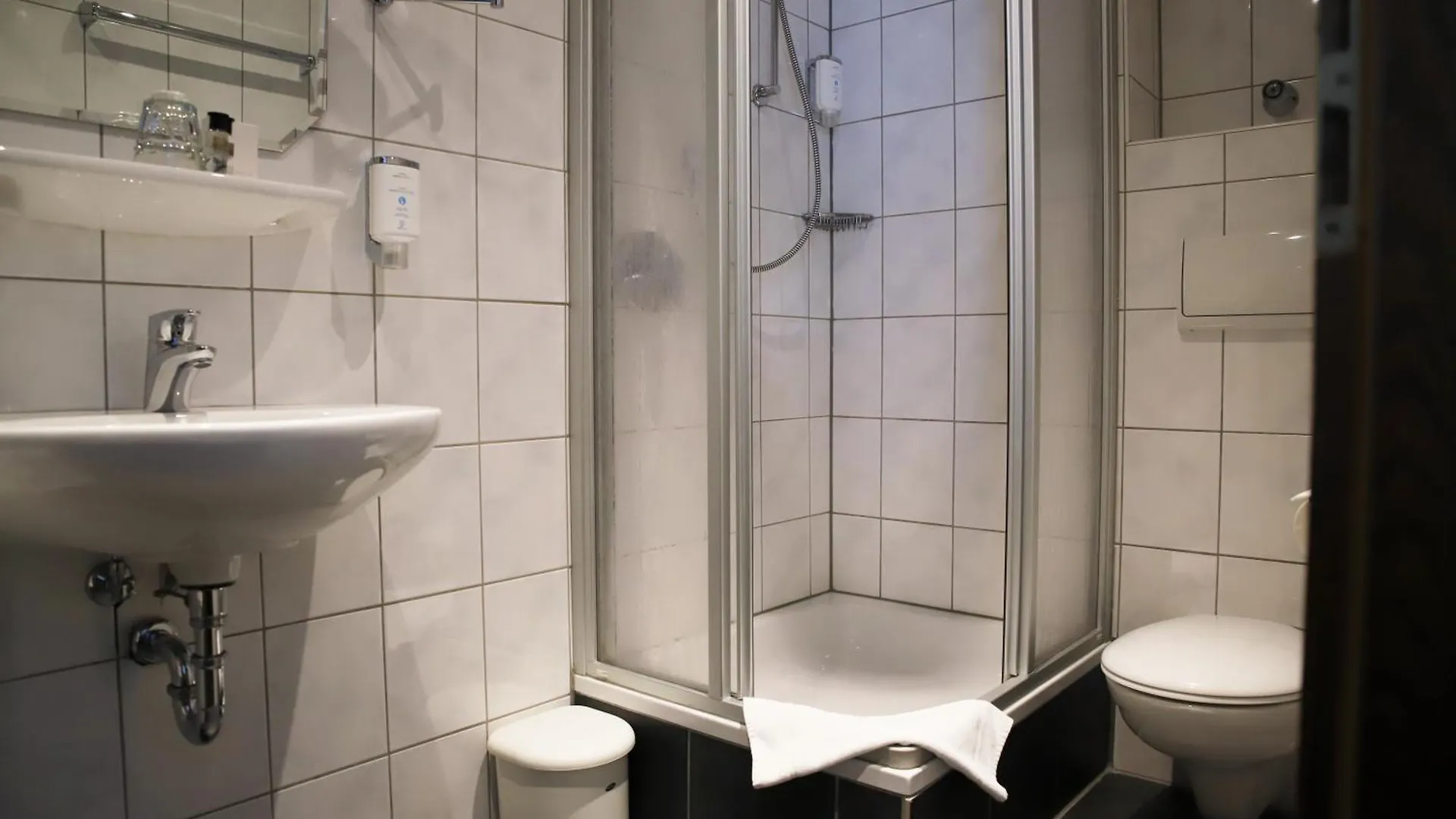 Hotel Zur Isar Plattling Germany